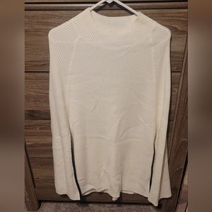 NY & Co white/cream cape in size medium NWT